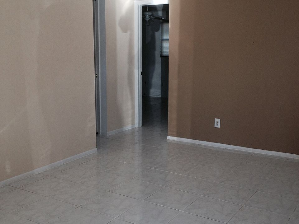1st image of 8915 Richfield Ct