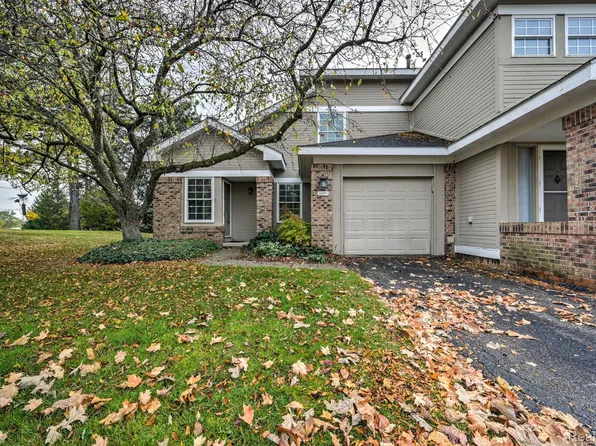 6659 Fireside Ct, West Bloomfield, MI 48322