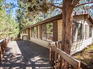 60887 Ridge Dr, Bend, OR 97702