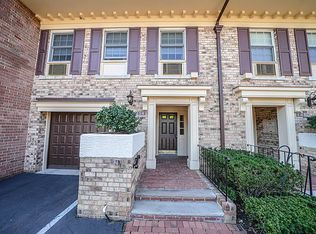 12-10 Robin Ln #1, Bayside, NY 11360