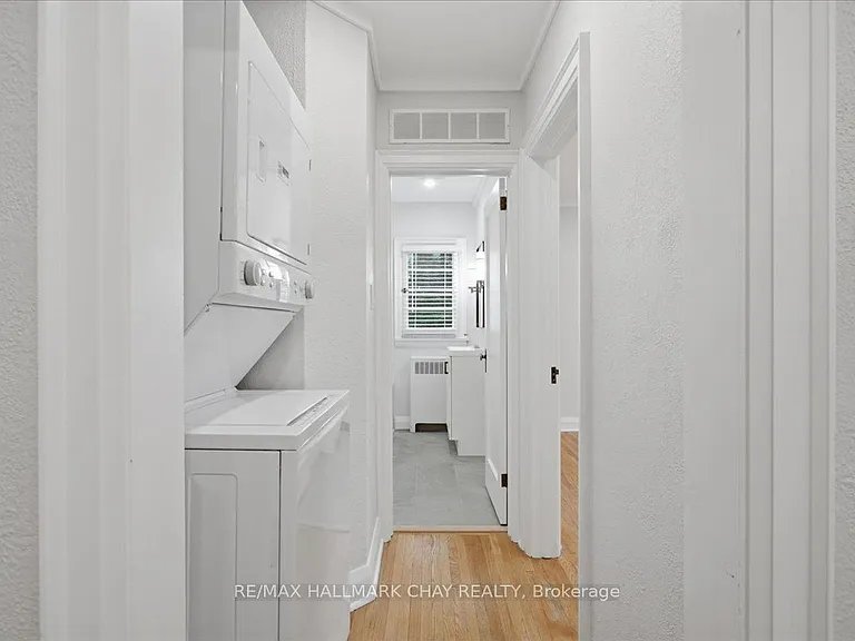 15 Parkside Dr #2 — Photo 12