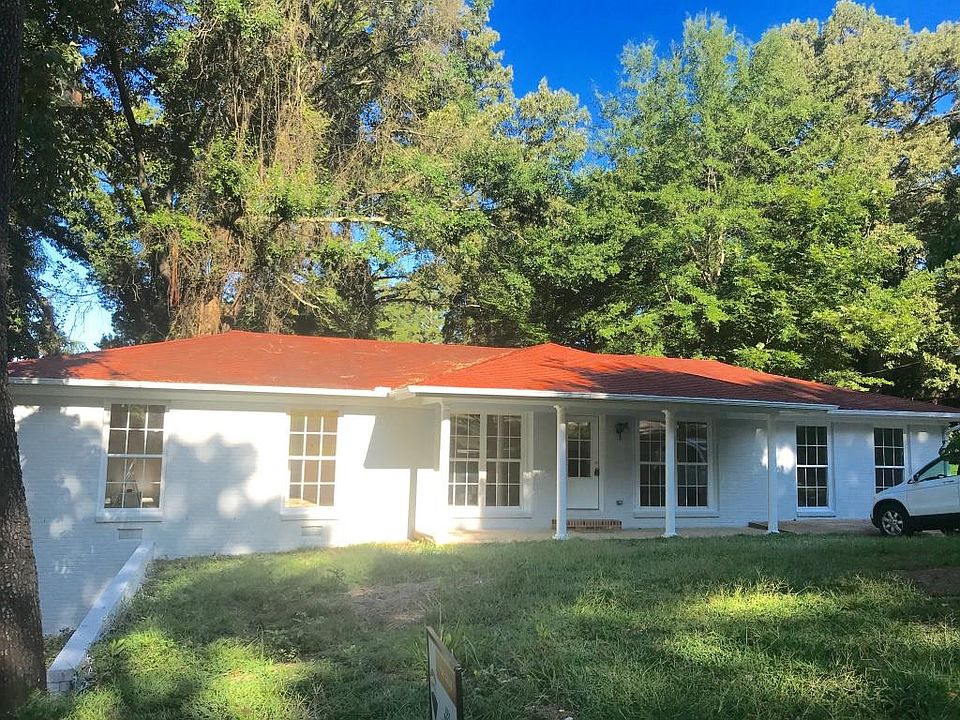 2nd image of 201 Eagle Springs Rd