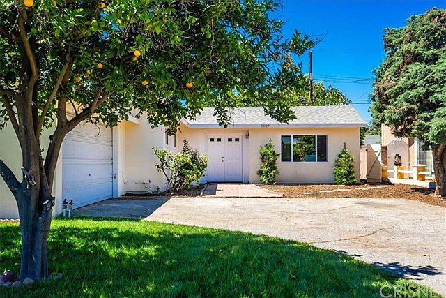 1st image of 8827 Valjean Ave