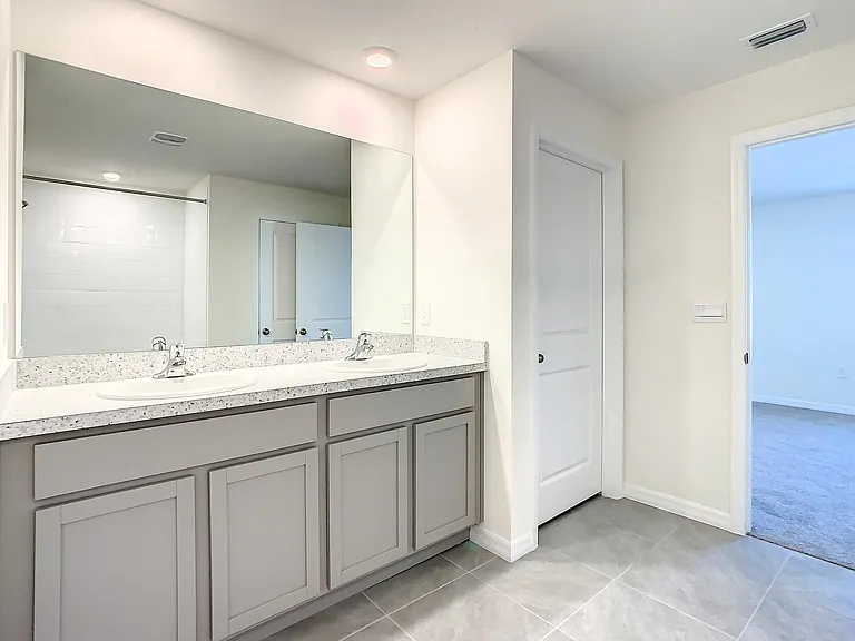 16864 Delia St — Photo 11