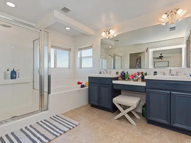 13558 Deluvina Ct — Photo 18