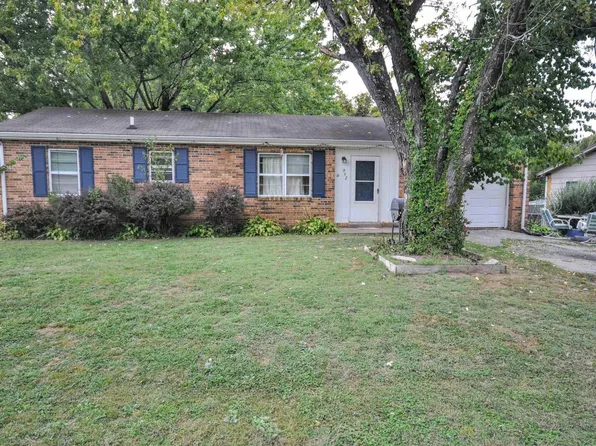 952 Walnut St, Calvert City, KY 42029