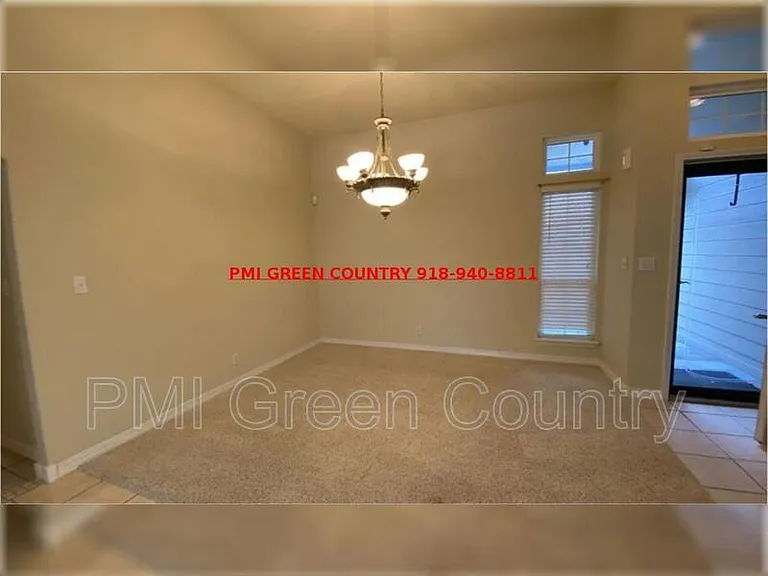 7305 E Indianola St — Photo 7