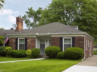 900 Rivard Blvd, Grosse Pointe, MI 48230