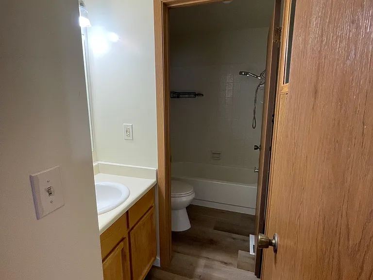 Full Bath