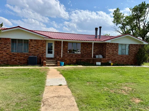 112 Fm 1045, Roaring Springs, TX 79256