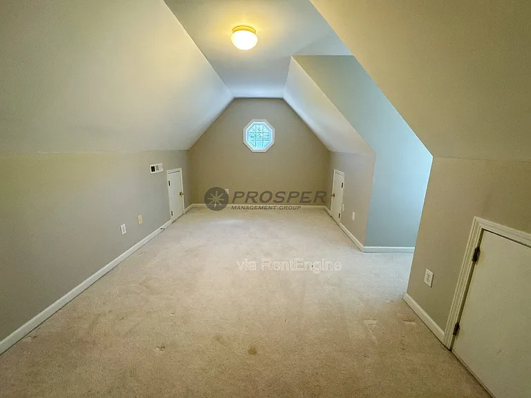 106 Wyndham Ct — Photo 14