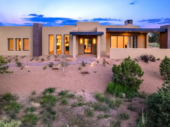 14 B Calle Mi Gusto, Santa Fe, NM 87506