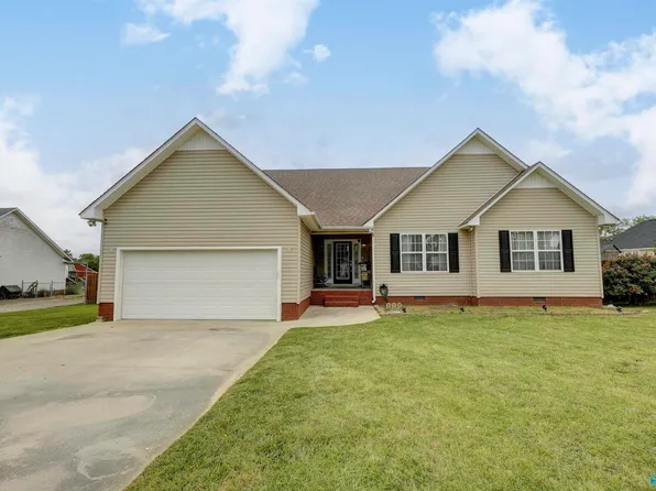 58 Old Glory Ln, Albertville, AL 35950