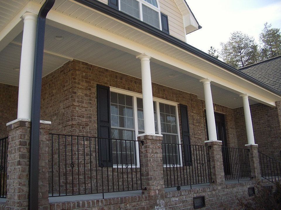 2nd image of 2456 Gateway Ln