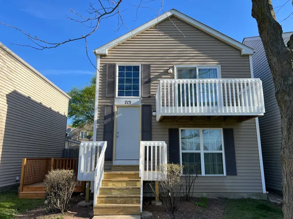 713 Serendipity Dr, Aurora, IL 60504