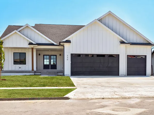 330 Cedar Dr, Gilbert, IA 50105