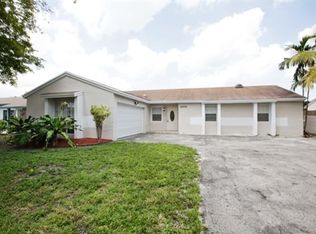 20030 NW 58th Ave, Hialeah, FL 33015