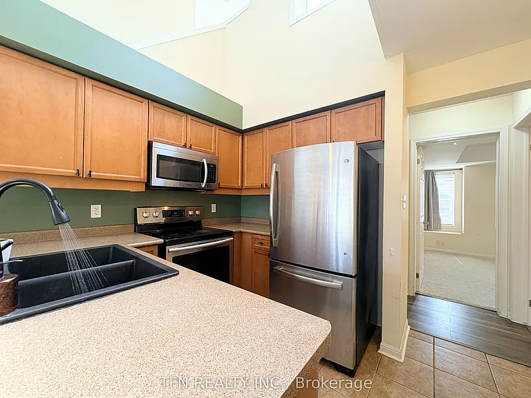 588 Shoreline Dr #3 — Photo 11
