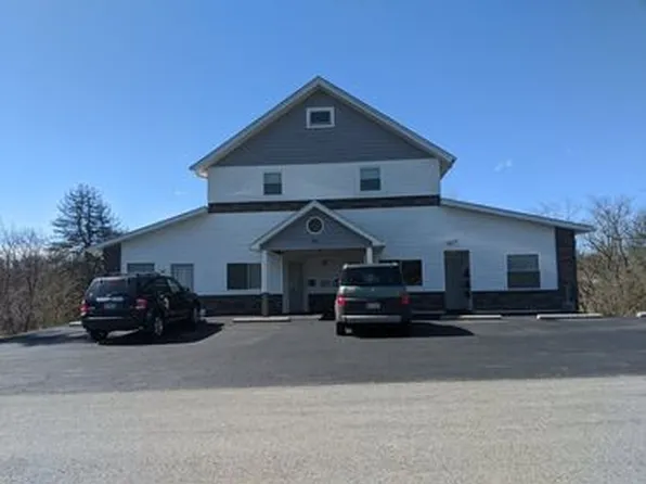 1 Desavage St, Jeannette, PA