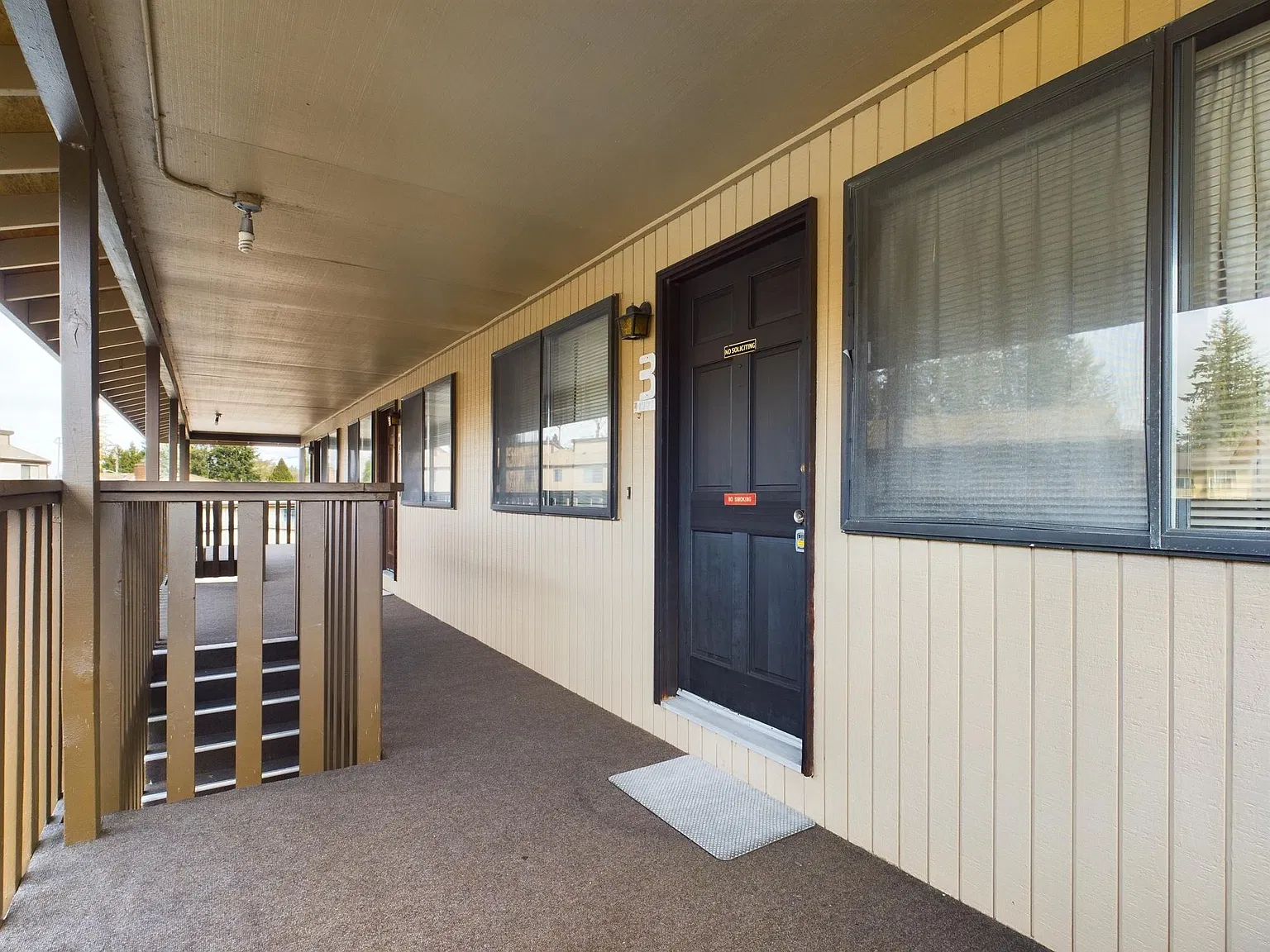 1 bed, 650 sqft, $1,200 — Photo 3