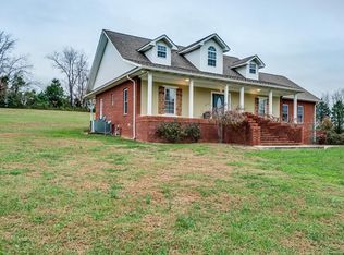 111 Laura Ln, Sparta, TN 38583