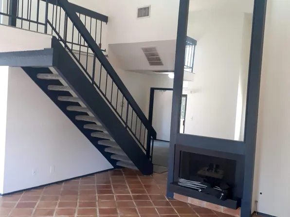 18433 Hatteras St Unit 306, Tarzana, CA 91356