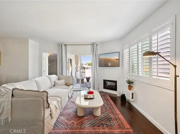 2704 Voorhees Ave Unit 4, Redondo Beach, CA 90278