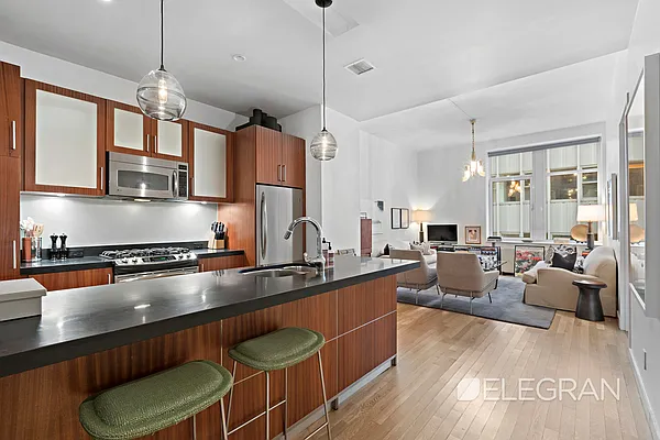 Rented by (Legacy) Elegran | media 40