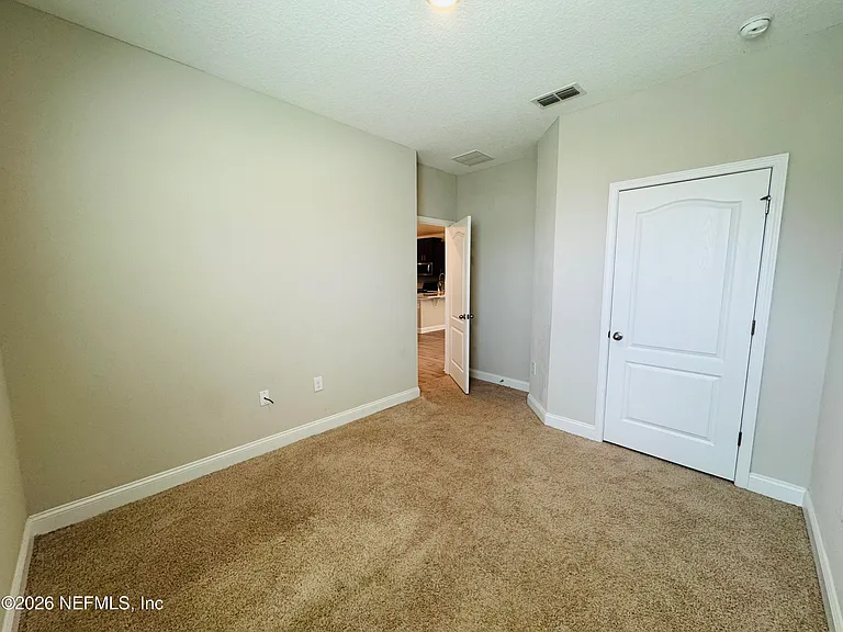 300 Thistleton Way — Photo 17