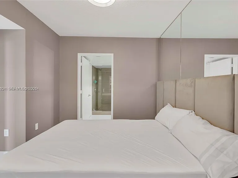 300 Sunny Isles Blvd #4-2006 — Photo 30