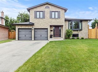 2326 Tintagel Ln, Burlington, ON L7P4K4