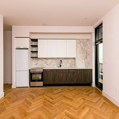 Rented by Nooklyn NYC LLC | media 140