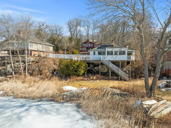 224 Shore Drive, Guilford, CT 06437