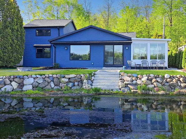 W882 Birchwood DRIVE, Campbellsport, WI 53010