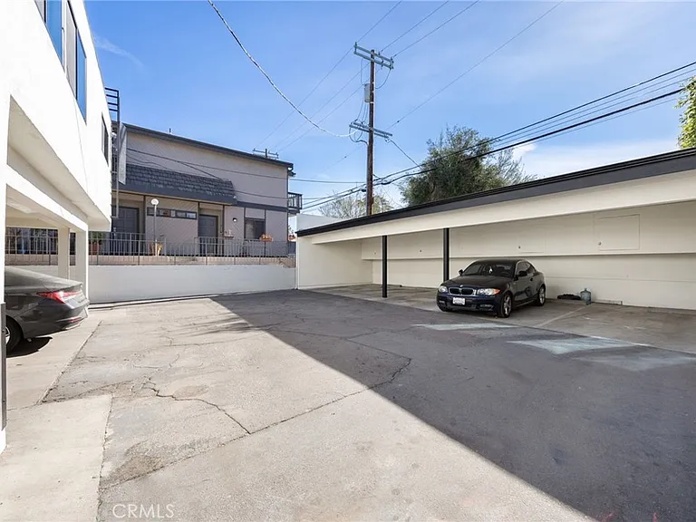13018 Valleyheart Dr #8 — Photo 15