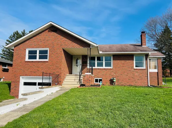 525 Thomas St, Meyersdale, PA 15552