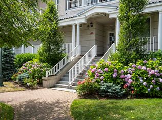 101 Shearwater Ct E APT 43, Jersey City, NJ 07305
