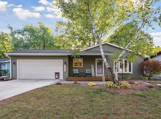 1422 Rae Ln, Madison, WI 53711