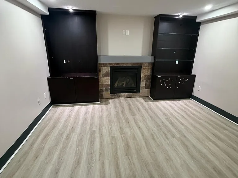 165 Windflower Dr #BASEMENT — Photo 7