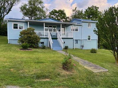 112 Thomas St, Lewisburg, WV, 24901