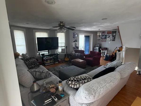 27-29 Minnesota Ave #2, Somerville, MA 02145