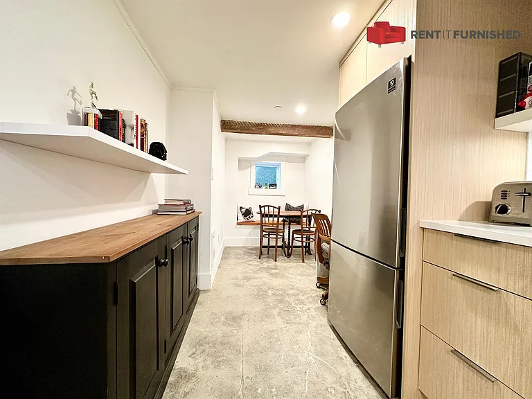 2036 W 15th Ave — Photo 8