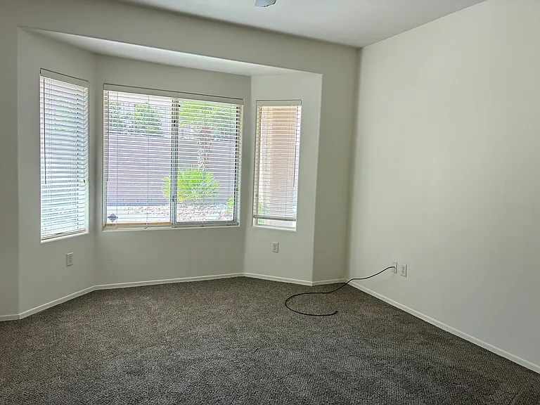 2581 Leighton Ave — Photo 9
