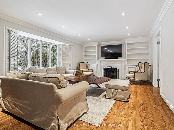 3rd image of 1188 Carey Rd