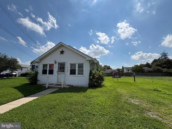 215 Highland Ave, Pennsville, NJ 08070