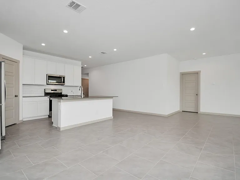 7731 Suffolk Valley Ln — Photo 27