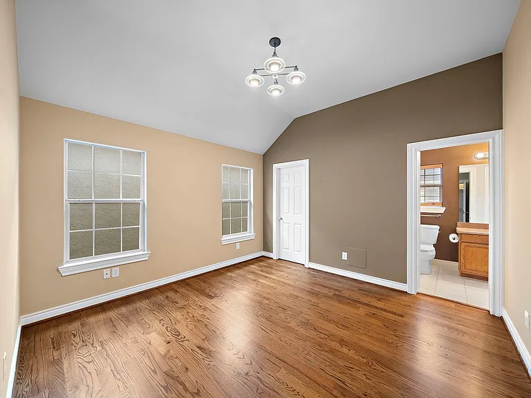 2927 Clinton Dr — Photo 13