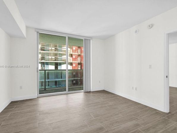55 SE 6th St APT 3703