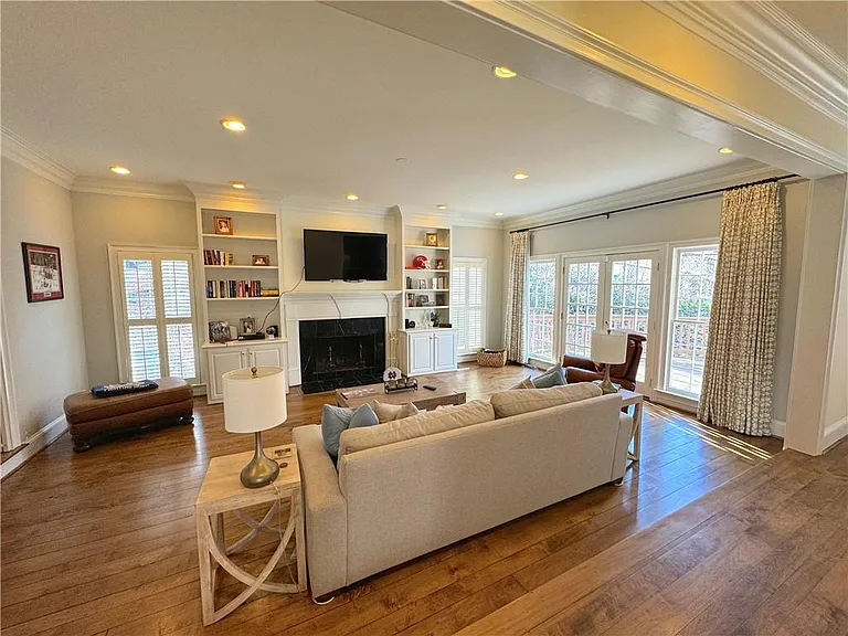 18 Dean Overlook NW — Photo 9