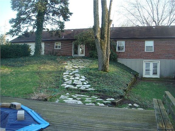 4th image of 13815 Olive Blvd